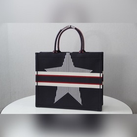 Сумка Dior book tote, модель № 1286 Популярная сумка-тоут с лакон