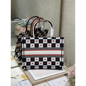 Сумка для покупок Dior book tote Черно-белая клетка сердечками А
