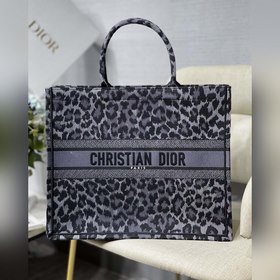 DIOR Book Tote сумка с леопардовым принтом Когда большинство люд