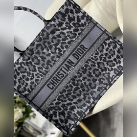 DIOR Book Tote сумка с леопардовым принтом Когда большинство люд