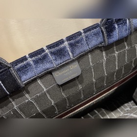 Dio.r Book Tote серия ручных сумок-тоут, модель M1286 Когда боль