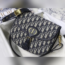 DIOR IT BAG, маленькая модель S8010 Средний размер M8010 DIOR IT 