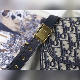 DIOR IT BAG, маленькая модель S8010 Средний размер M8010 DIOR IT 