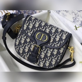 DIOR IT BAG, маленькая модель S8010 Средний размер M8010 DIOR IT 