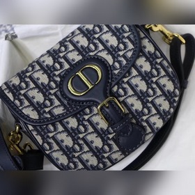 DIOR IT BAG, маленькая модель S8010 Средний размер M8010 DIOR IT 