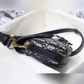 DIOR IT BAG, маленькая модель S8010 Средний размер M8010 DIOR IT 