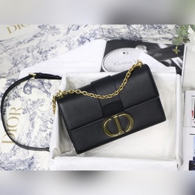 Dior 30 Montaigne, черный 30 Montaigne — это сумка в классическом
