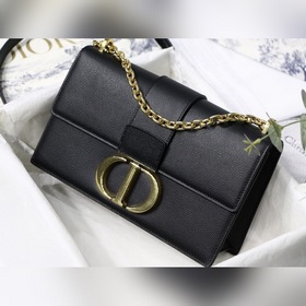 Dior 30 Montaigne, черный 30 Montaigne — это сумка в классическом