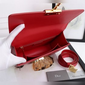 DIOR Lady Dior Монтень с пряжкой из эмали цвета миндального цвет