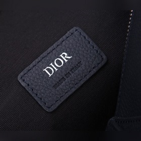 Новая сумка DIOR из зернистой кожи Модель： 93305 Из коллекции, с