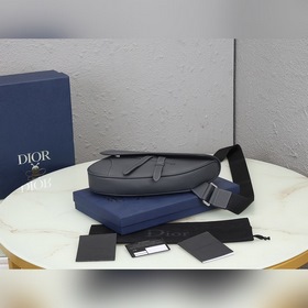 DIOR «Christian Dior Atelier» сумка-седло/сумка на грудь, модель 