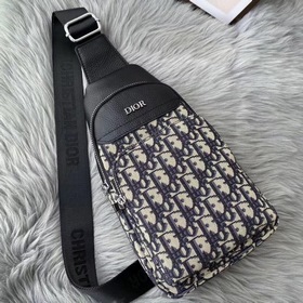 Мужская сумка на грудь Dior Модель 6090 Фотография оригинальног