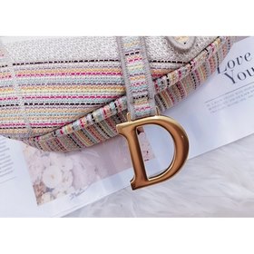 Сумка DIOR с новым узором из разноцветных полос  Сумка-седло из 