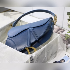 DIOR saddle Серия с градиентным цветом Градиентный синий Модель M