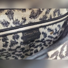 Dior saddleOblique вышитая сумка-седло с леопардовым принтом Мод