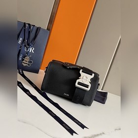 DIOR Dio Lingot 50 Сумка-пояс из кожи, модель 93336  Сумка Dio L