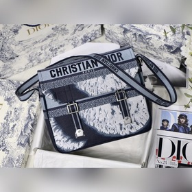 Новая сумка DIOR Camp с почтовым клапаном и космическим тотемом,