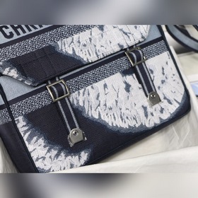 Новая сумка DIOR Camp с почтовым клапаном и космическим тотемом,