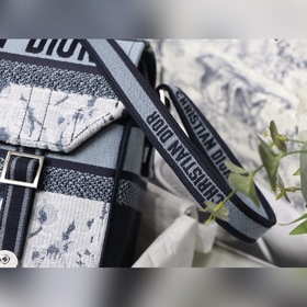 Новая сумка DIOR Camp с почтовым клапаном и космическим тотемом, 