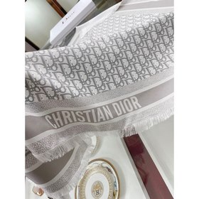 Шарф Dior из шелка 100% шелк Этот шелковый платок мне очень нрав