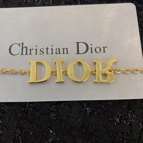 Браслет с буквами DIOR Высокое качество изготовления, изысканная