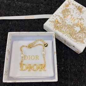 Браслет с буквами DIOR Высокое качество изготовления, изысканная 