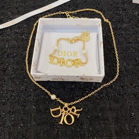 Браслет с буквами DIOR Высокое качество изготовления, изысканная 