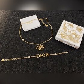 Браслет с буквами DIOR Высокое качество изготовления, изысканная 