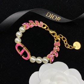Новое лаковое браслет розового цвета от Dior Выберите несколько у