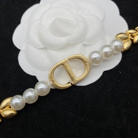 Браслет Dior CD Pearl Самый популярный модный аксессуар этого сез