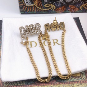 Dior  Серьги с бриллиантами в форме звезд с бахромой   Очень