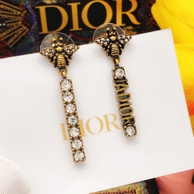 Dior Асимметричные серьги-гвоздики в форме пчел