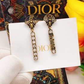 Dior Асимметричные серьги-гвоздики в форме пчел