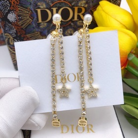 Dior Серьги-гвоздики с бриллиантами бахромой из жемчужин разного