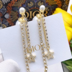 Dior Серьги-гвоздики с бриллиантами бахромой из жемчужин разного
