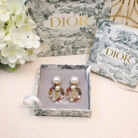 Длинные серьги DIOR Jadior с цветными бриллиантами Выберите неско