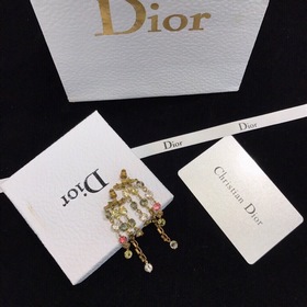 DIOR Буквы в стиле ретро с цветными бриллиантами Серьги-гвоздики,