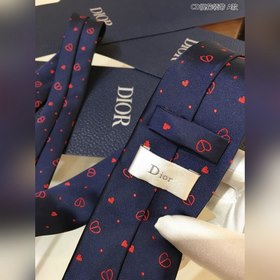 Мужской галстук Dior с вышитым логотипом Идеальный выбор для демо