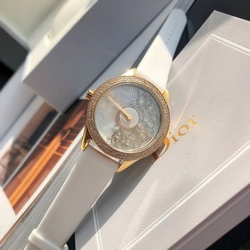 Женские часы Dior  Импортный кварцевый механизм  Сталь 316L Ди