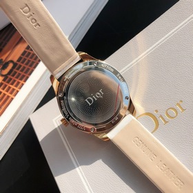 Женские часы Dior  Импортный кварцевый механизм  Сталь 316L Ди