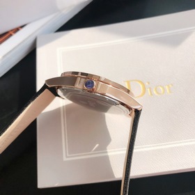 Женские часы Dior  Импортный кварцевый механизм  Сталь 316L Ди
