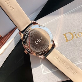 Женские часы Dior  Импортный кварцевый механизм  Сталь 316L Ди