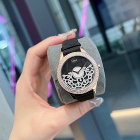 Женские часы Dior  Импортный кварцевый механизм  Сталь 316L Ди
