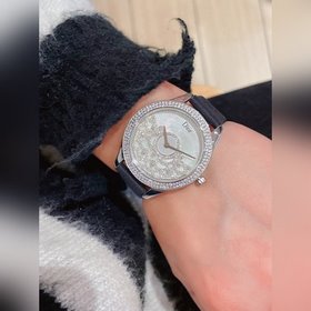 Женские часы Dior  Импортный кварцевый механизм  Сталь 316L Ди