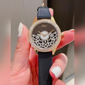 Женские часы Dior  Импортный кварцевый механизм  Сталь 316L Ди
