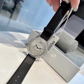 Женские часы Dior  Импортный кварцевый механизм  Сталь 316L Ди