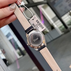 Женские часы Dior  Импортный кварцевый механизм  Сталь 316L Ди