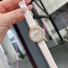 Женские часы Dior  Импортный кварцевый механизм  Сталь 316L Ди