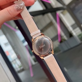 Женские часы Dior  Импортный кварцевый механизм  Сталь 316L Ди