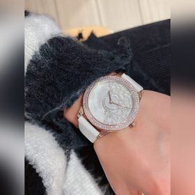 Женские часы Dior  Импортный кварцевый механизм  Сталь 316L Ди